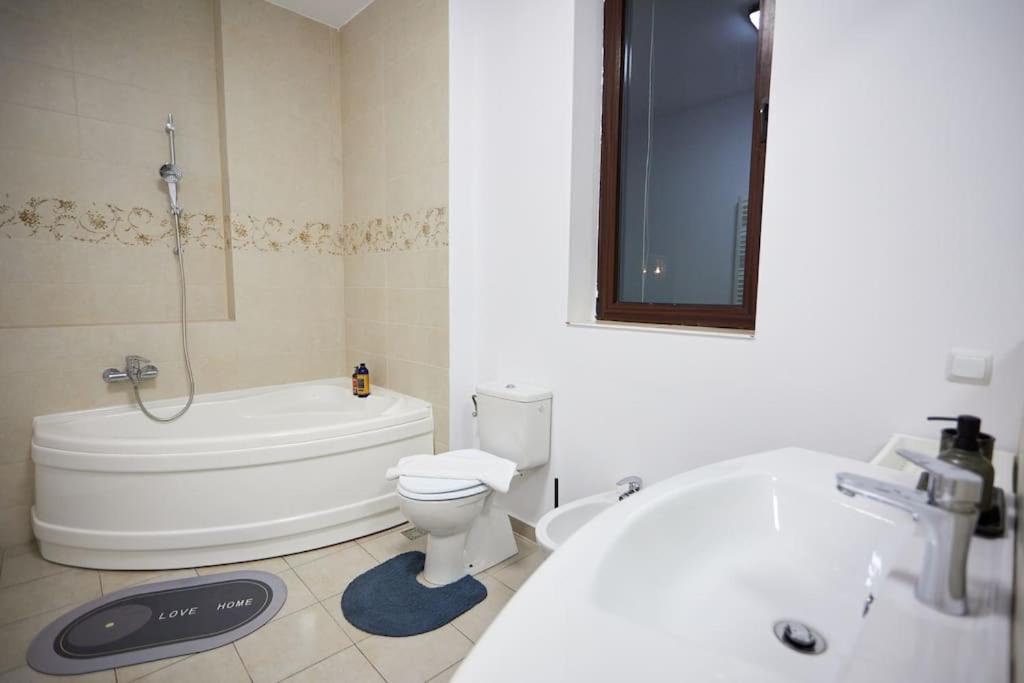 Caragiale Apartment Bucharest Exterior photo