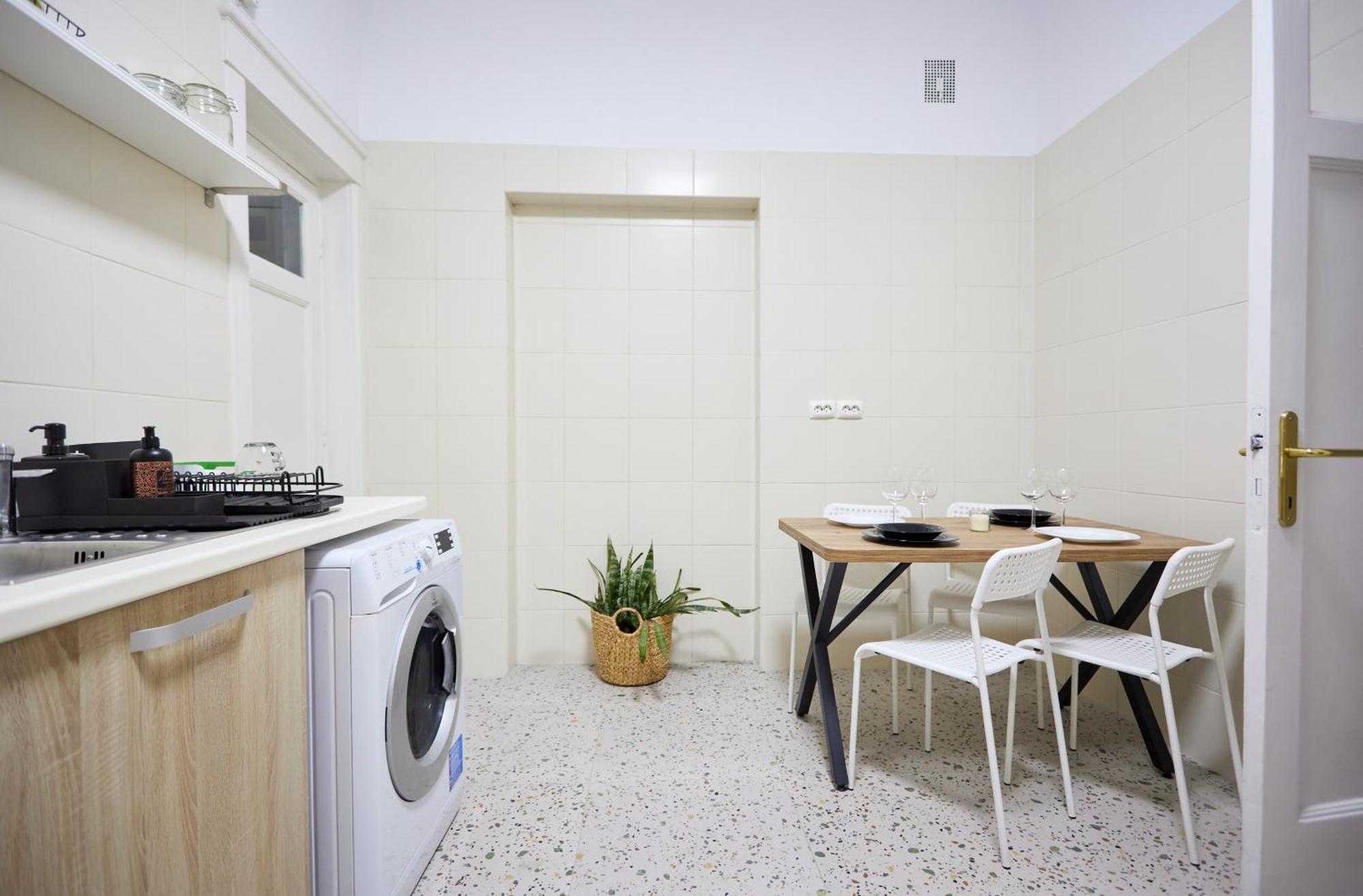 Caragiale Apartment Bucharest Exterior photo